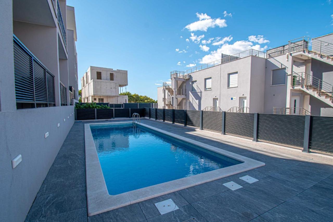 Luxury Apartment With Swimming Pool Ana Trogir Exterior photo